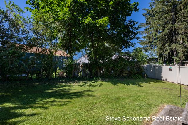 1355 Derby Drive Nw, City Of Grand Rapids, MI 49504