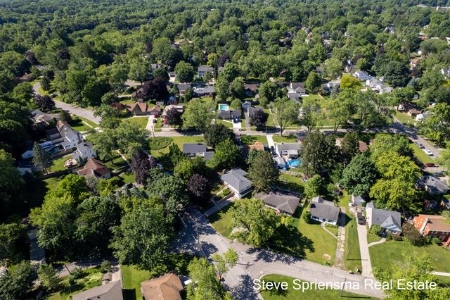 1355 Derby Drive Nw, City Of Grand Rapids, MI 49504