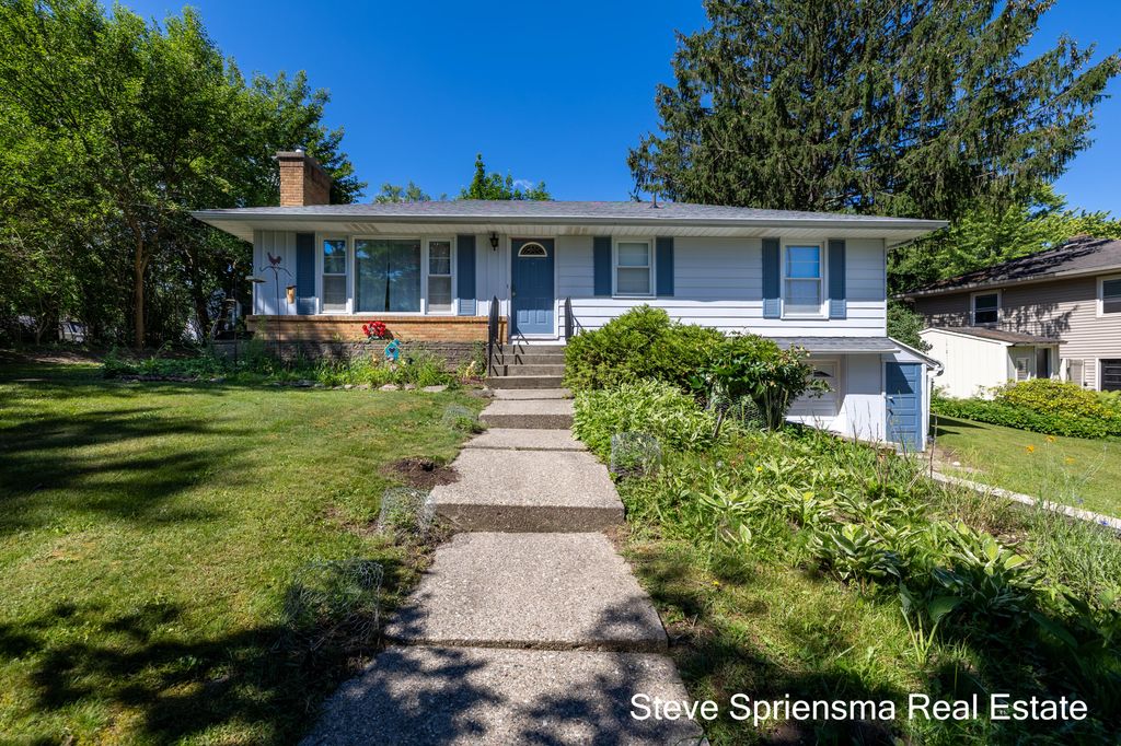 1355 Derby Drive Nw, City Of Grand Rapids, MI 49504