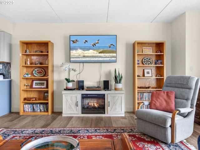 1146 N MARION Ave 1-606, Gearhart, OR 97138