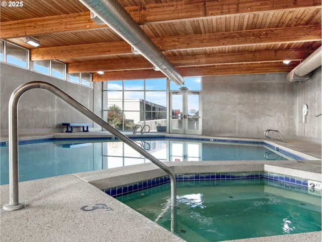 1146 N MARION Ave 1-606, Gearhart, OR 97138