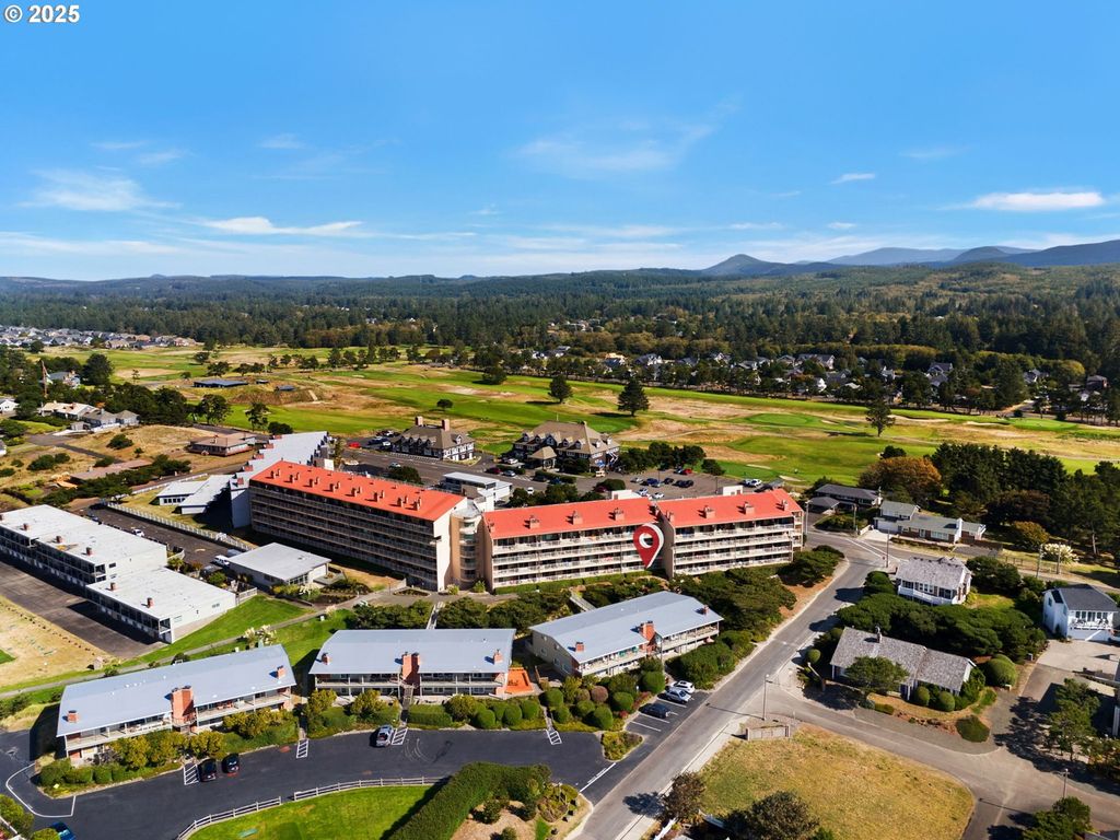 1146 N MARION Ave 1-606, Gearhart, OR 97138