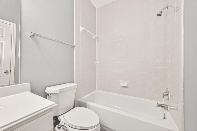 1903 Amber Trail Lane, Richmond, TX 77469