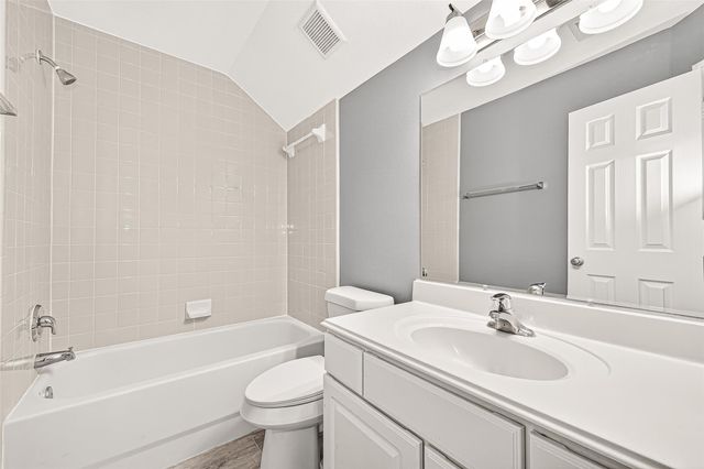 1903 Amber Trail Lane, Richmond, TX 77469