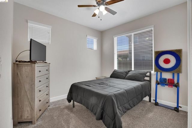 577 Sapphire Parkway, Oakley, CA 94561