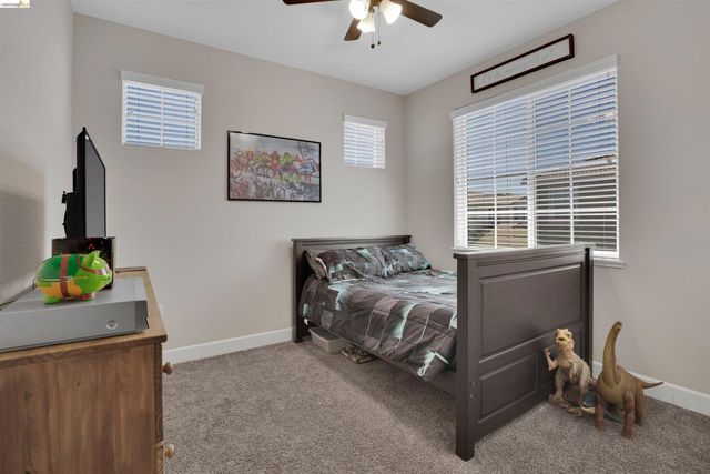 577 Sapphire Parkway, Oakley, CA 94561