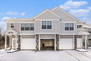 631 Pebblestone Lane, Chelsea, MI 48118