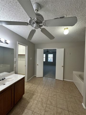 5525 Ventura Street, Fort Worth, TX 76244