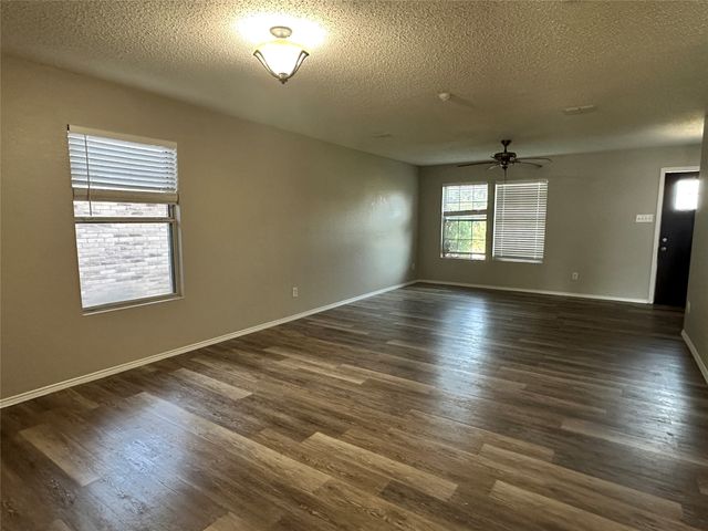 5525 Ventura Street, Fort Worth, TX 76244