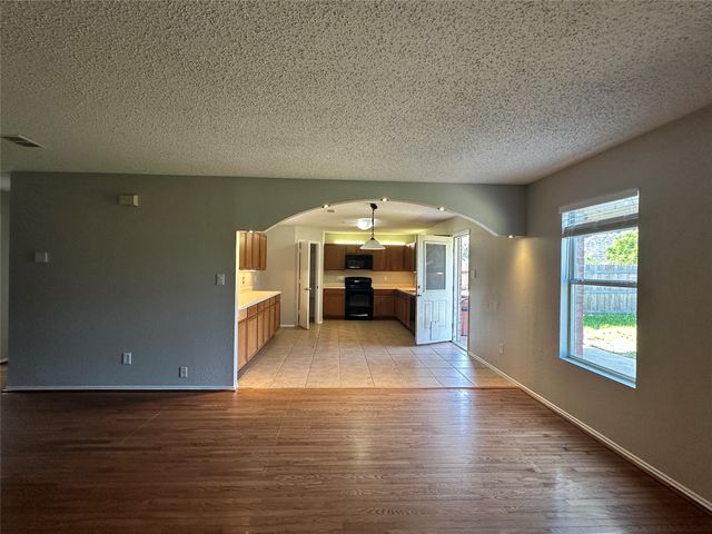 5525 Ventura Street, Fort Worth, TX 76244