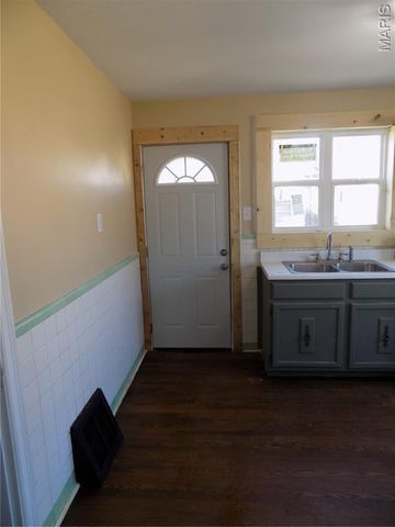 708 E State Route 72, Rolla, MO 65401