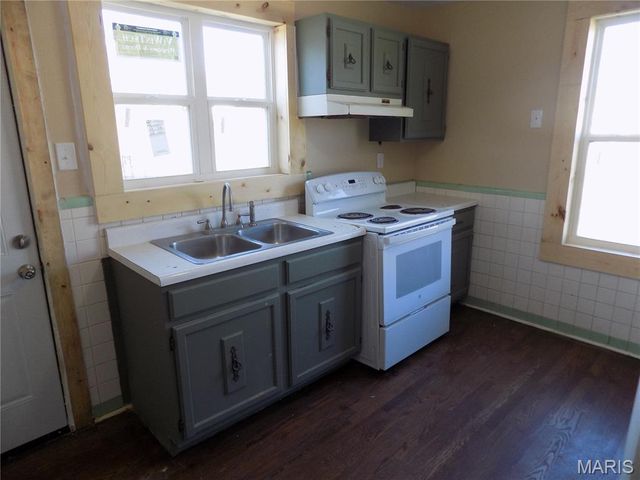 708 E State Route 72, Rolla, MO 65401