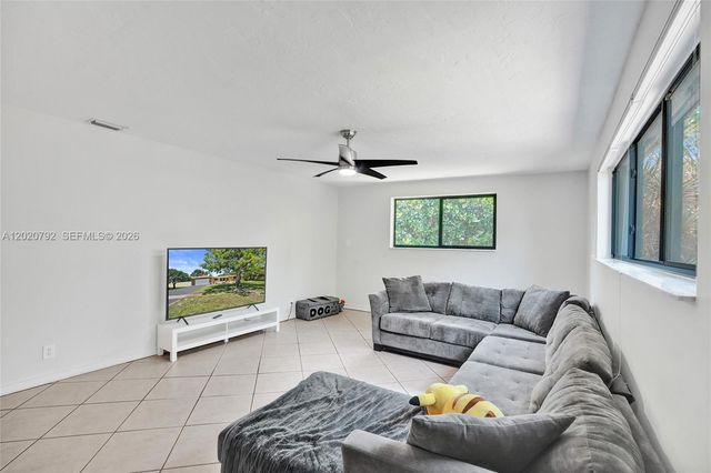 480 SW 55th Ave, Plantation, FL 33317