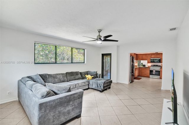 480 SW 55th Ave, Plantation, FL 33317