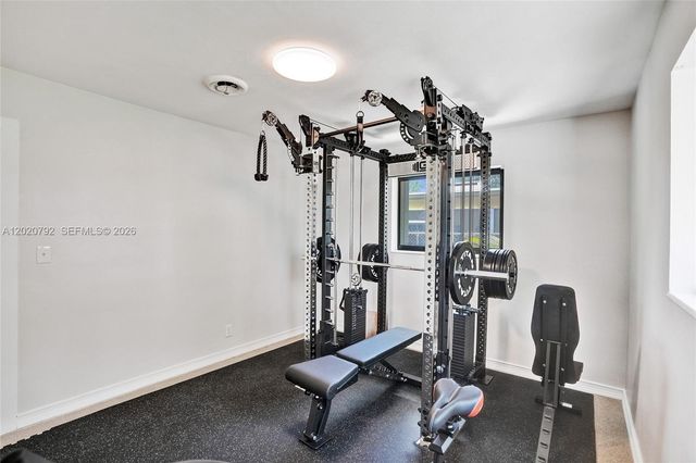 480 SW 55th Ave, Plantation, FL 33317