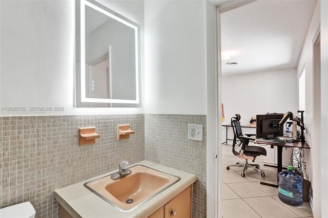 480 SW 55th Ave, Plantation, FL 33317