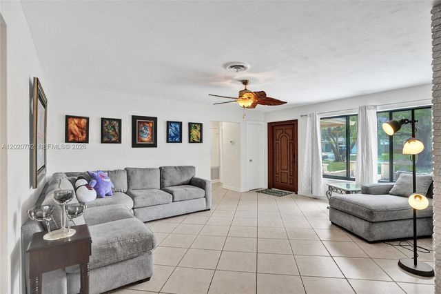 480 SW 55th Ave, Plantation, FL 33317
