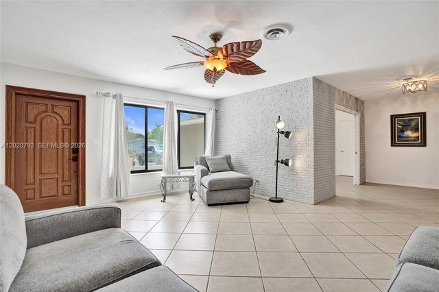 480 SW 55th Ave, Plantation, FL 33317