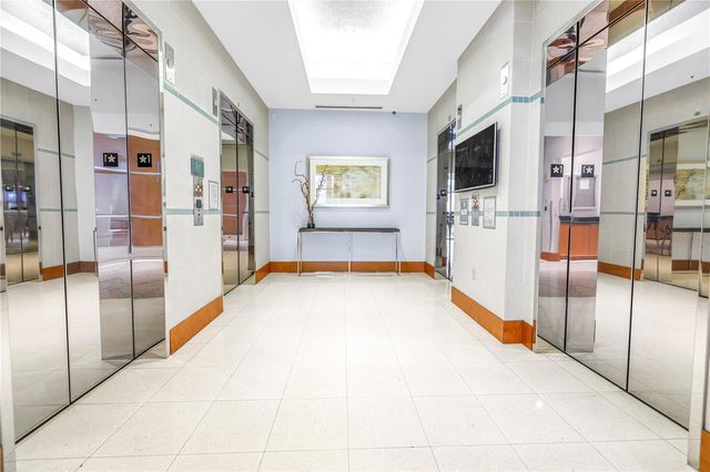 777 N ASHLEY DRIVE 1614, Tampa, FL 33602