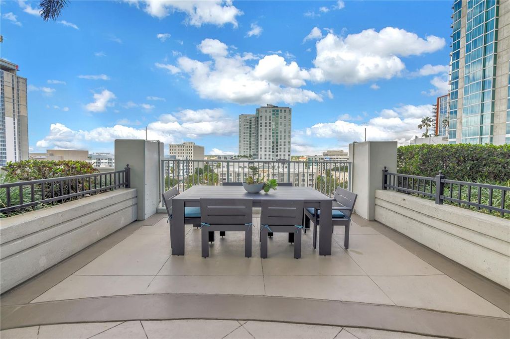 Image 57 of property listing at 777 N ASHLEY DRIVE 1614, Tampa, FL 33602