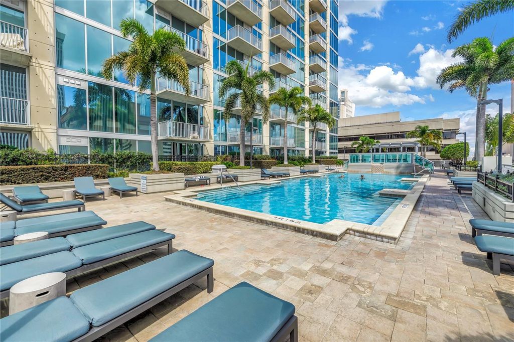 Image 70 of property listing at 777 N ASHLEY DRIVE 1614, Tampa, FL 33602