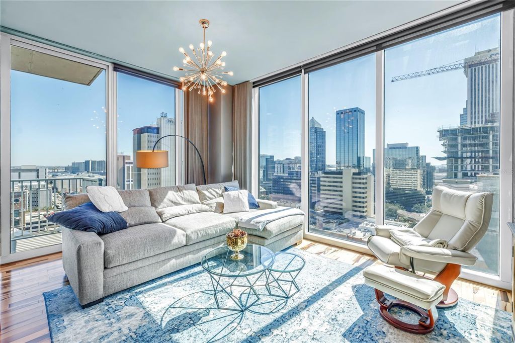 Image 8 of property listing at 777 N ASHLEY DRIVE 1614, Tampa, FL 33602