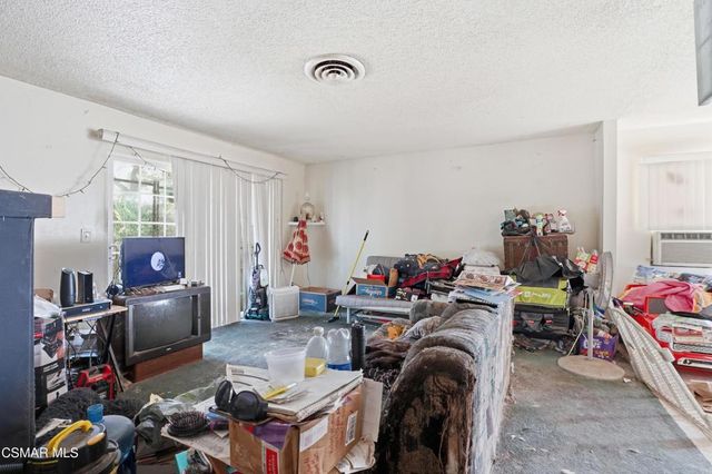 13676 Shablow Avenue, Sylmar, CA 91342