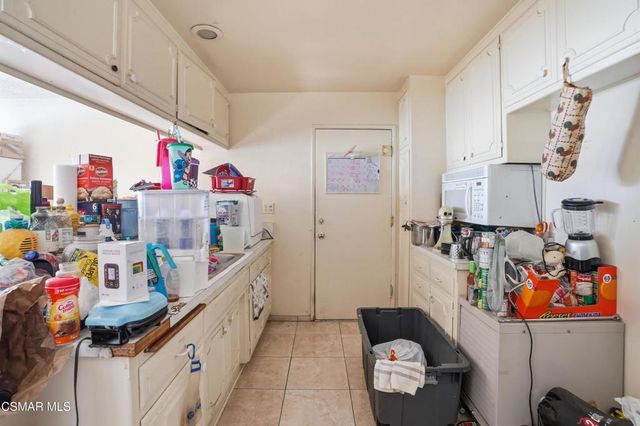 13676 Shablow Avenue, Sylmar, CA 91342