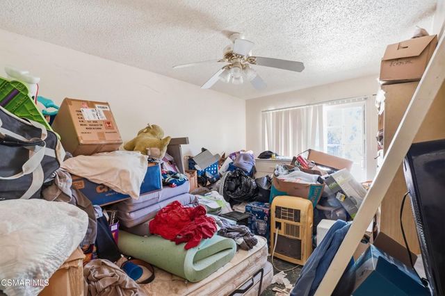 13676 Shablow Avenue, Sylmar, CA 91342