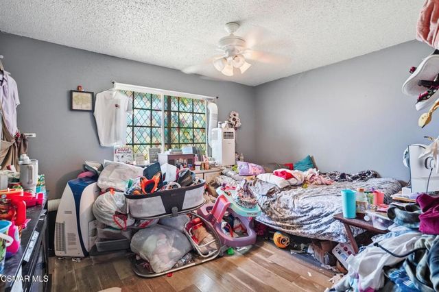 13676 Shablow Avenue, Sylmar, CA 91342