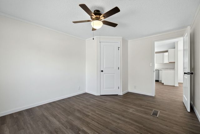 698 Meridian Dr, Smithville, TN 37166