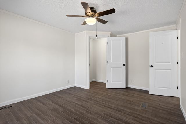 698 Meridian Dr, Smithville, TN 37166