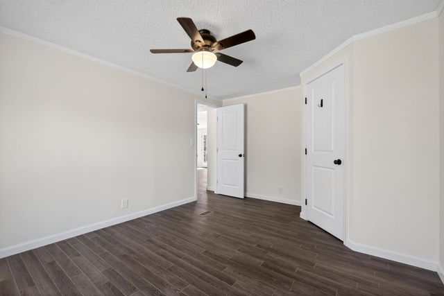 698 Meridian Dr, Smithville, TN 37166