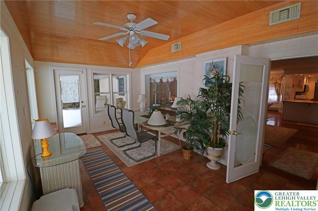 7416 Carol Lane, East Allen Twp, PA 18067