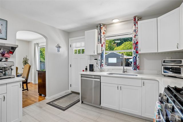 752 S Monroe Street, Tacoma, WA 98405