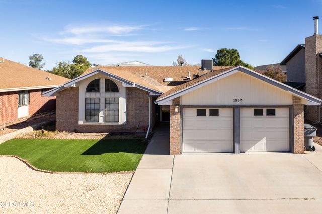 1952 RALPH JANES Place, El Paso, TX 79936