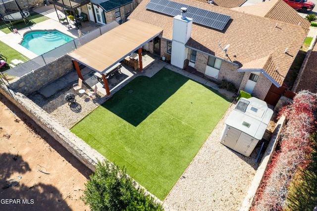 1952 RALPH JANES Place, El Paso, TX 79936