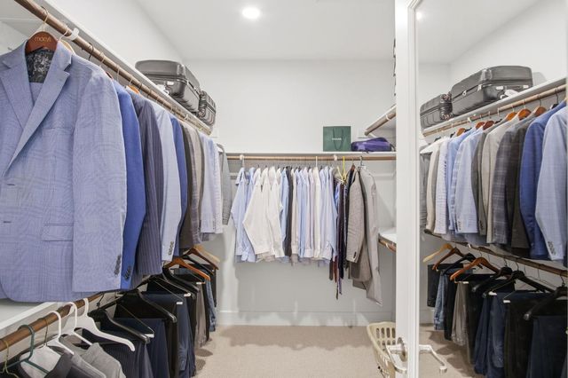 2131 Satinleaf Dr, Riverbank, CA 95367