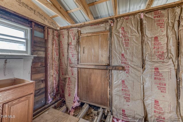 333 Southwest Fuller Street, Abingdon, VA 24210