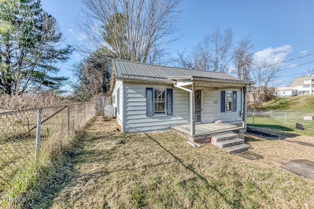 333 Southwest Fuller Street, Abingdon, VA 24210