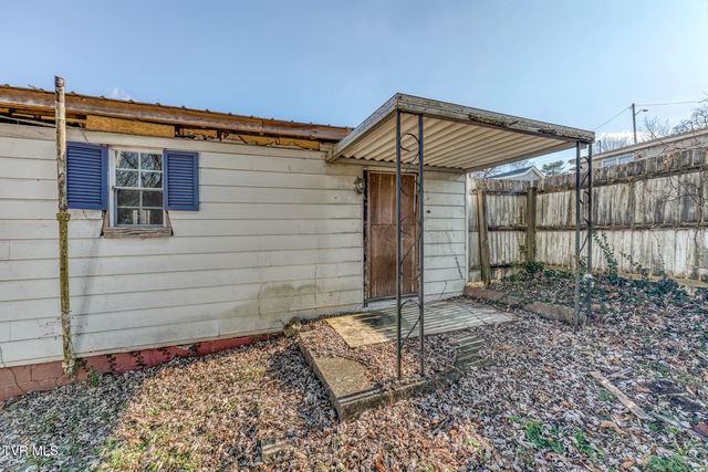 333 Southwest Fuller Street, Abingdon, VA 24210