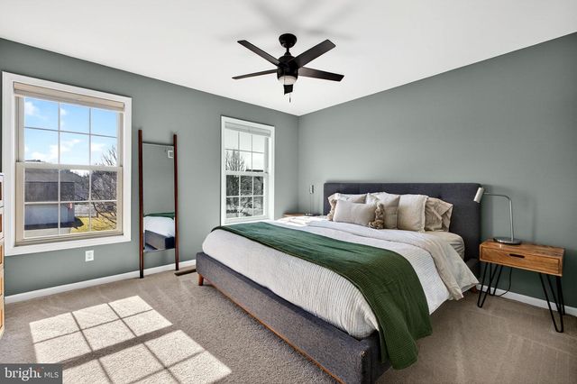 7 SUSSEX DR, Carlisle, PA 17013