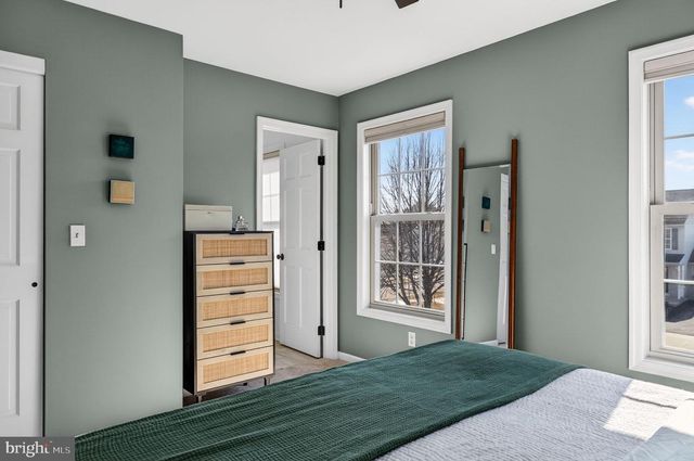 7 SUSSEX DR, Carlisle, PA 17013