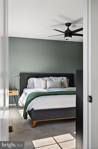 7 SUSSEX DR, Carlisle, PA 17013