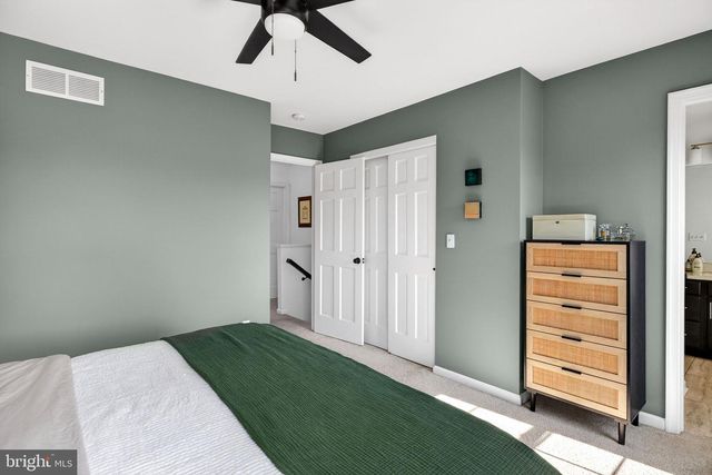 7 SUSSEX DR, Carlisle, PA 17013