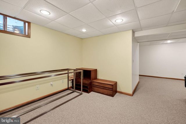 7 SUSSEX DR, Carlisle, PA 17013