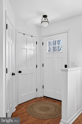 7 SUSSEX DR, Carlisle, PA 17013