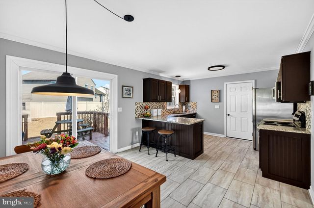 7 SUSSEX DR, Carlisle, PA 17013