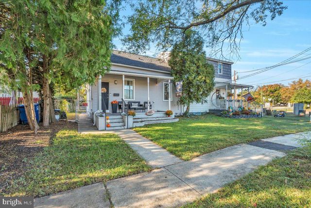 604 LIPPINCOTT AVE, Riverton, NJ 08077