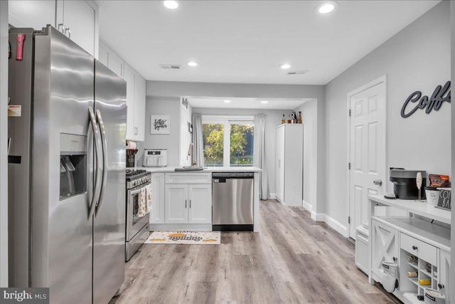 604 LIPPINCOTT AVE, Riverton, NJ 08077